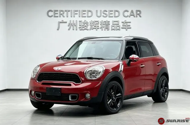 MINI MINI COUNTRYMAN, 2013