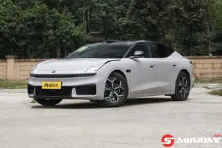 Lynk & Co 10