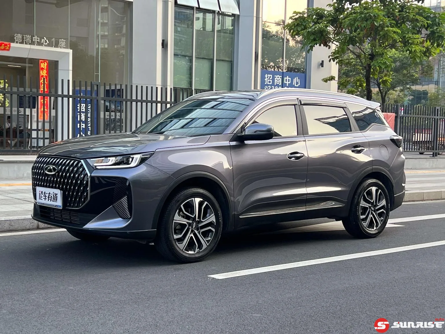 Chery Tiggo 7 PLUS 2025, 7 ст. робот (DCT), 1.6 л., 197 л.с. из Китая