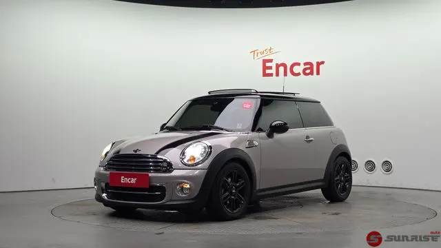 Mini Cooper, 2012/09