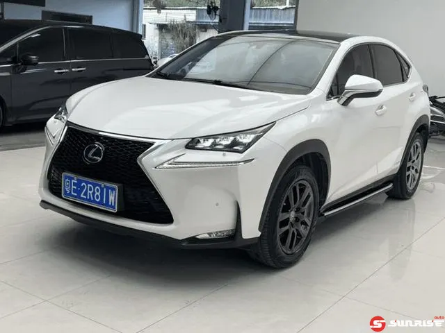 Lexus NX, 2017