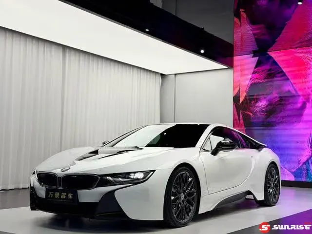 BMW i8, 2017