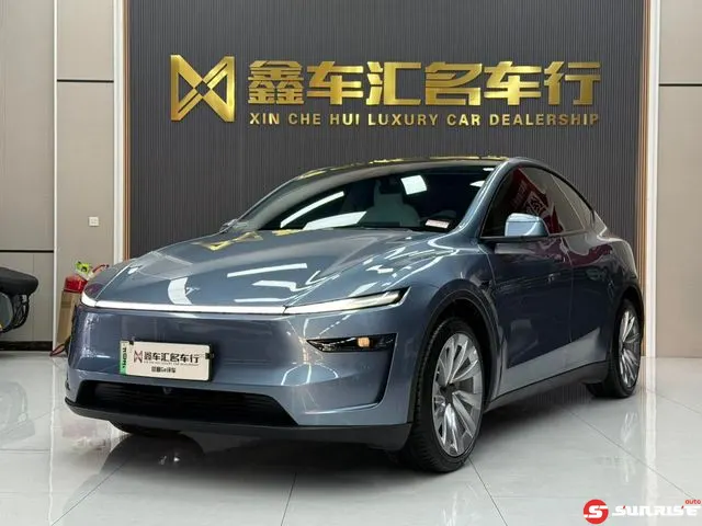 Tesla Model Y, 2026