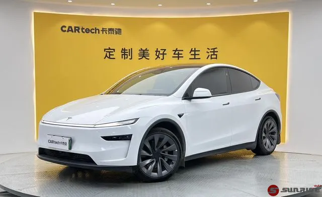 Tesla Model Y, 2026