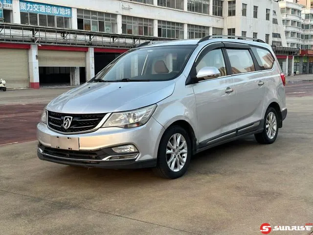 Baojun 730, 2017