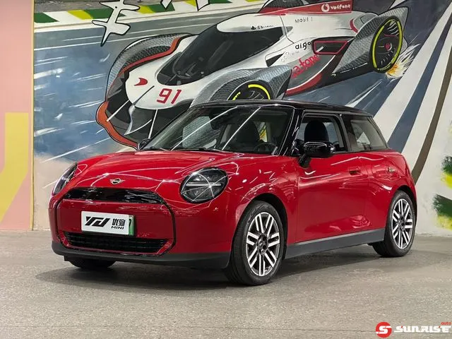 MINI MINI COOPER, 2024