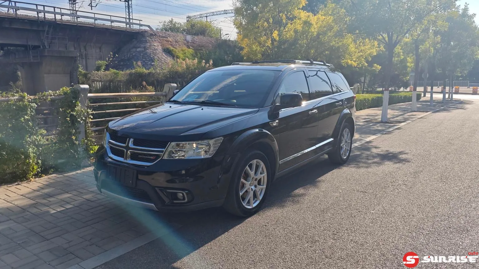 Dodge Journey 2015, 6 ст. автомат (типтроник), 2 л., 170 л.с. из Китая