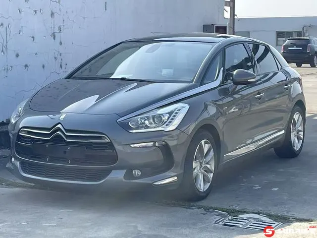 DS DS 5, 2014