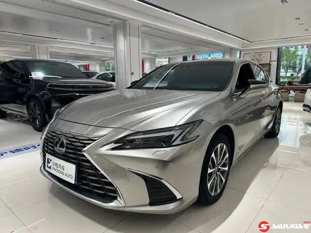 Lexus ES, 2026