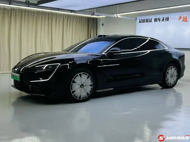 Yangwang U7 PHEV, 2026