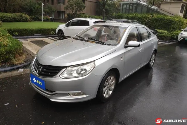 Baojun 630, 2012