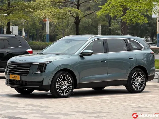 Jetour X70L, 2025