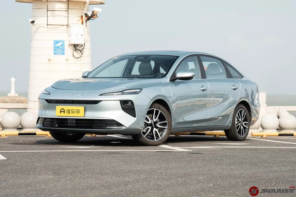 Roewe D6