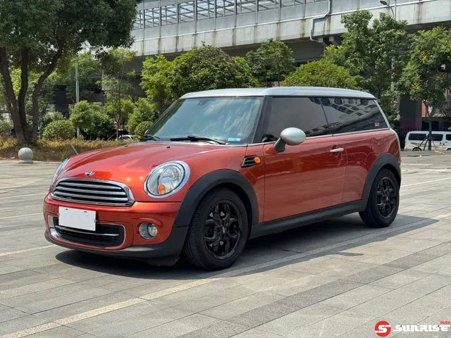MINI MINI CLUBMAN, 2013