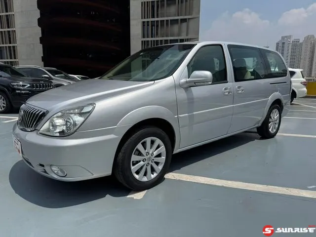 Buick GL8, 2016
