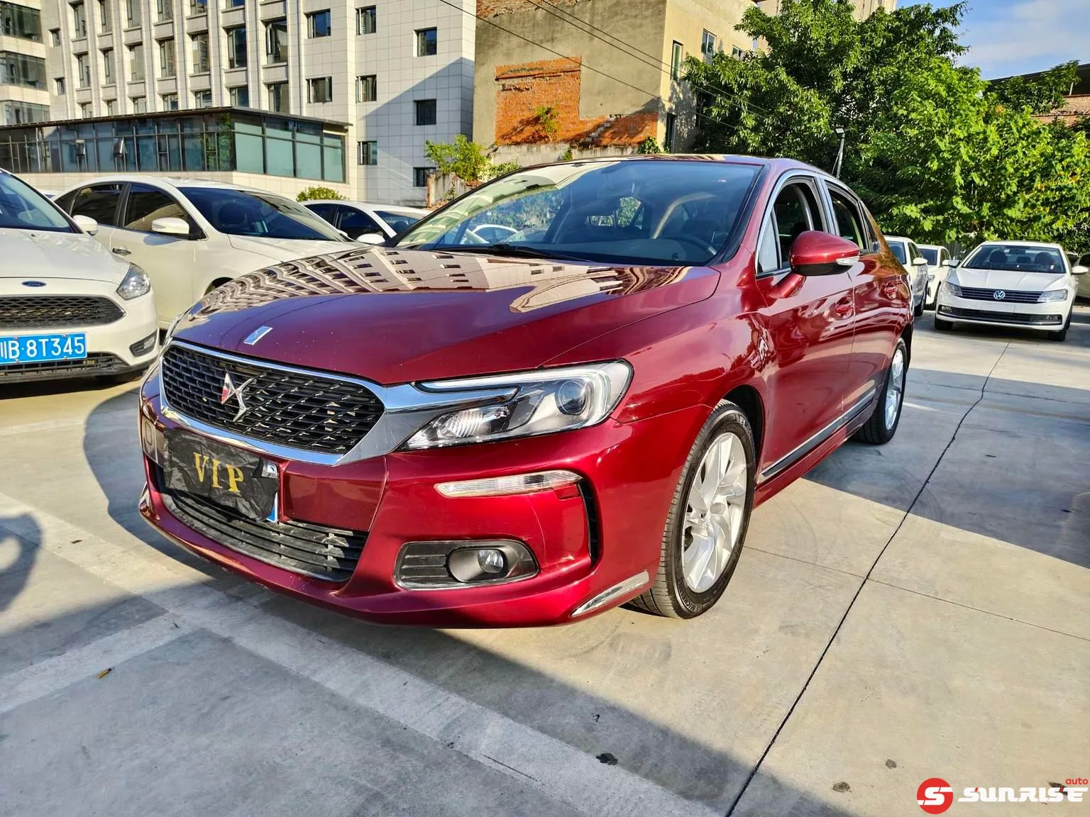 DS DS 5LS 2017, 6 ст. автомат (типтроник), 1.6 л., 167 л.с. из Китая