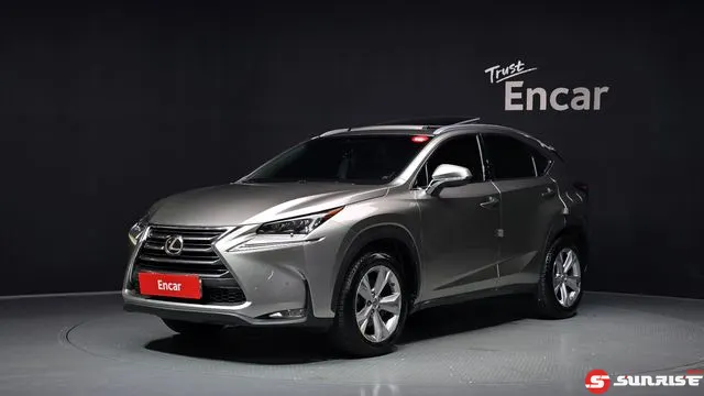 Lexus NX, 2015/08