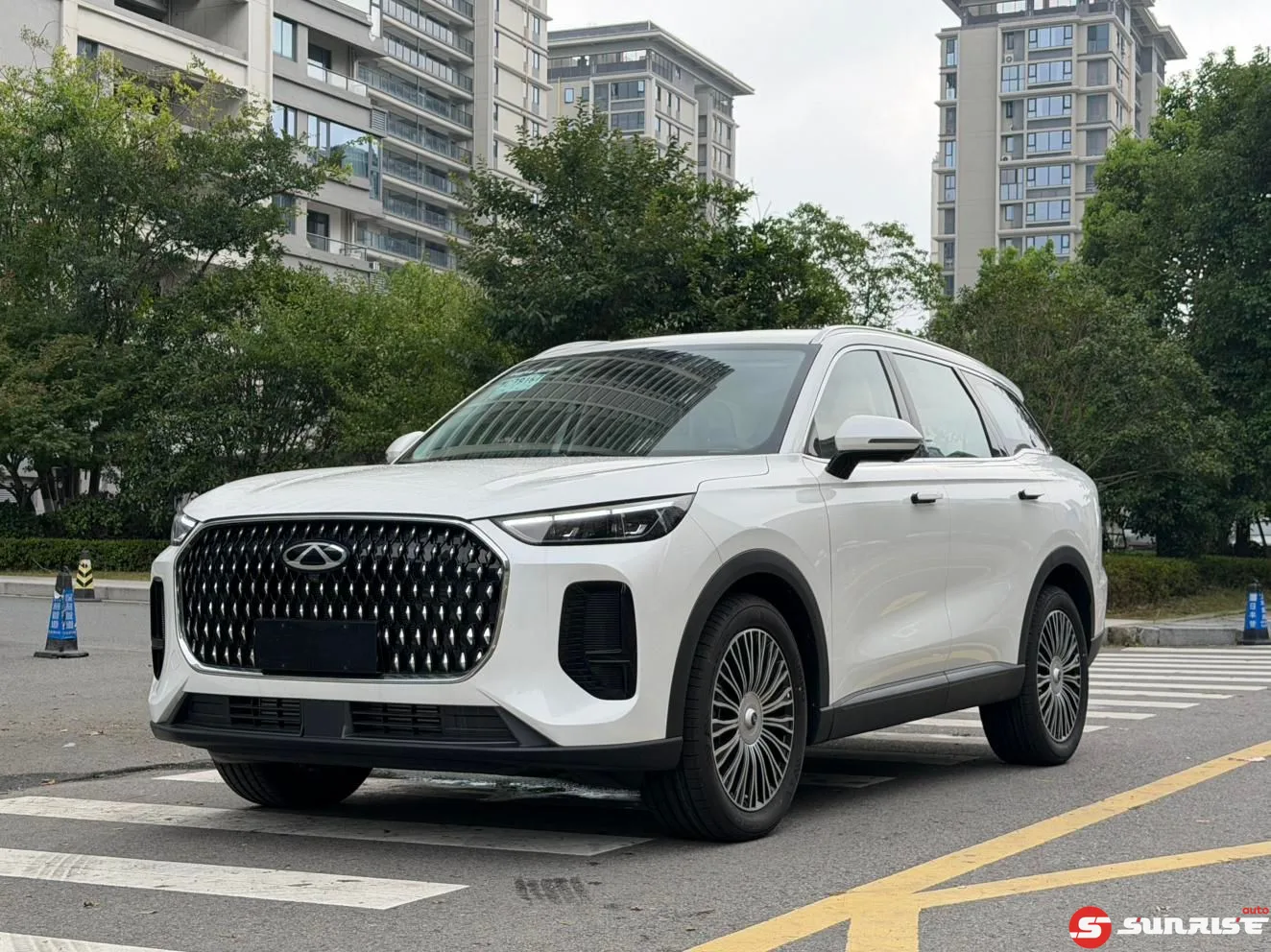Chery Tiggo 8 L 2026, 8 ст. автомат, 2 л., 254 л.с. из Китая