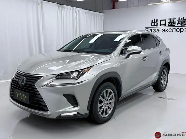 Lexus NX, 2020