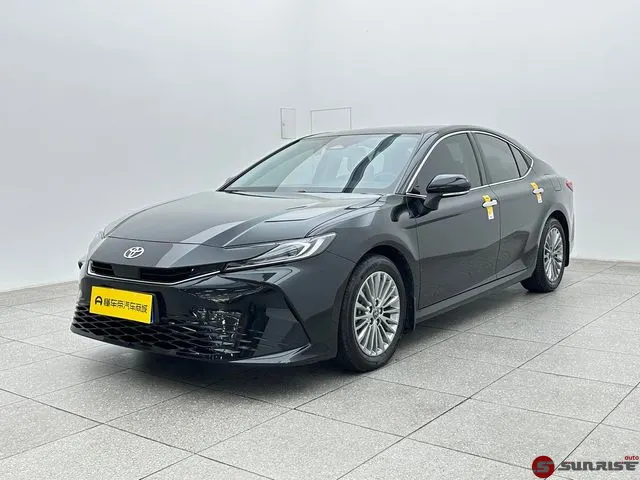 Toyota Camry, 2025