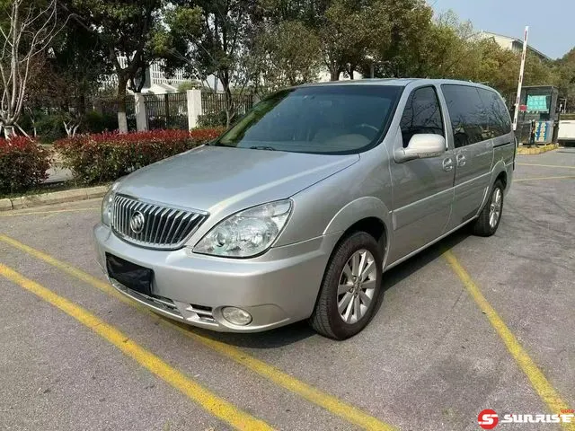 Buick GL8, 2015