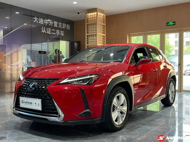 Lexus UX, 2021
