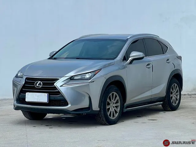 Lexus NX, 2017