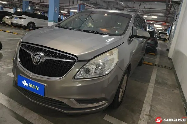 Buick GL8, 2018