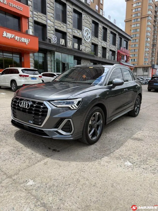 Audi Q3, 2022