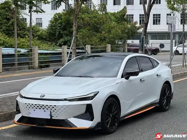 Changan UNI-V, 2025