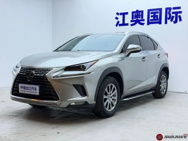 Lexus NX, 2020