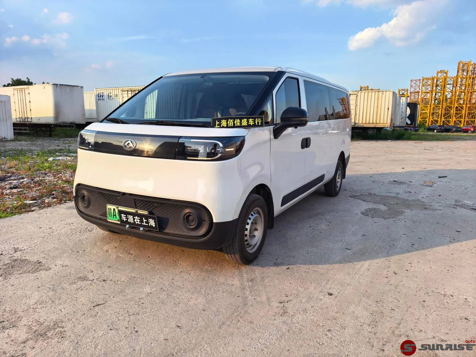 Maxus Dana V1 2026, односкоростная (электро) из Китая