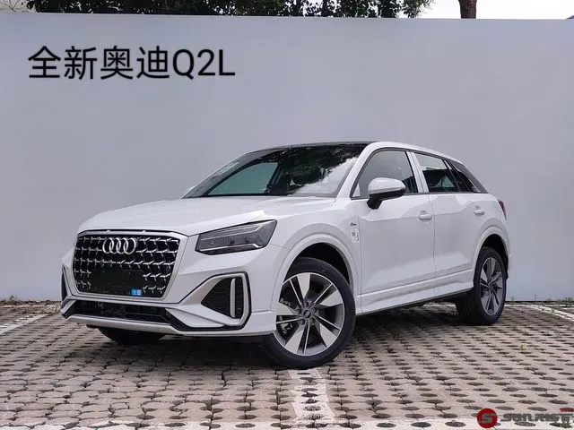 Audi Q2L, 2025