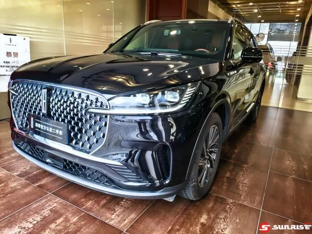 Lincoln Aviator, 2025