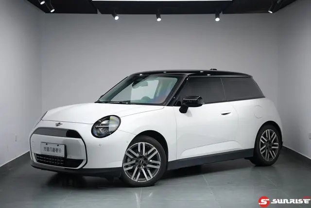 MINI MINI COOPER, 2024