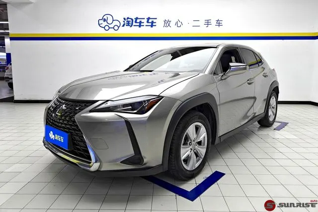 Lexus UX, 2022