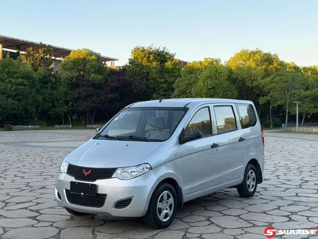 Wuling Hongguang, 2014