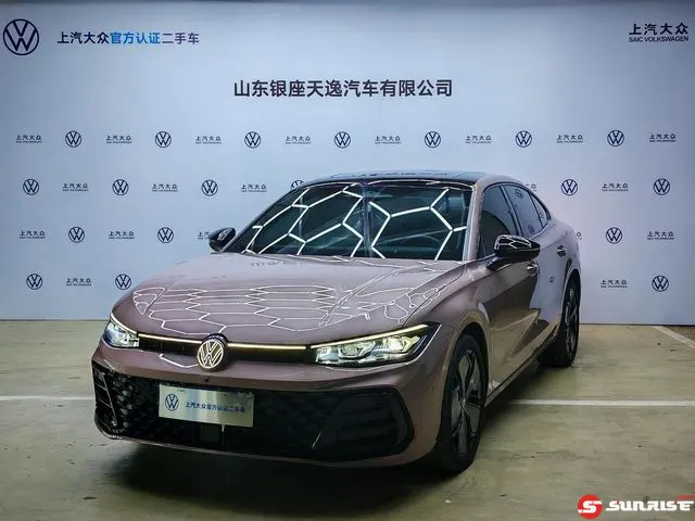 Volkswagen Passat, 2024