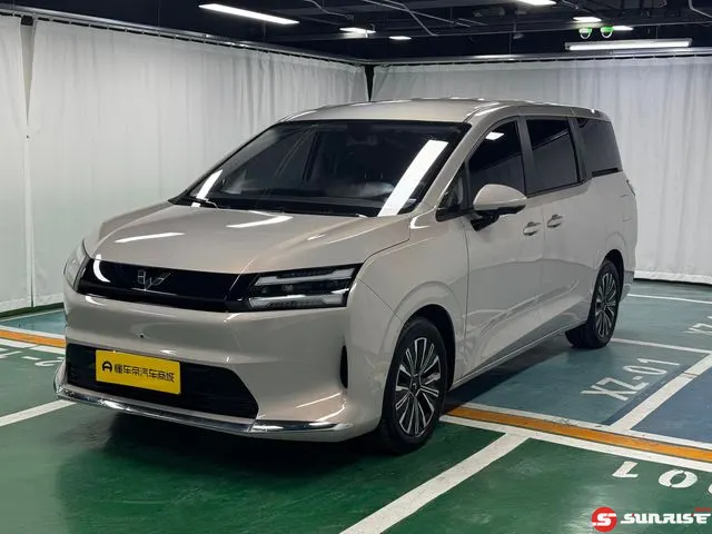Wuling Xingguang 730 EV, 2025