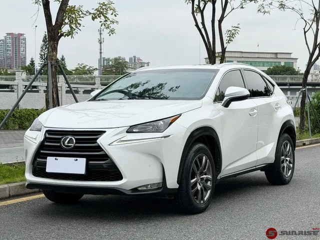 Lexus NX, 2015