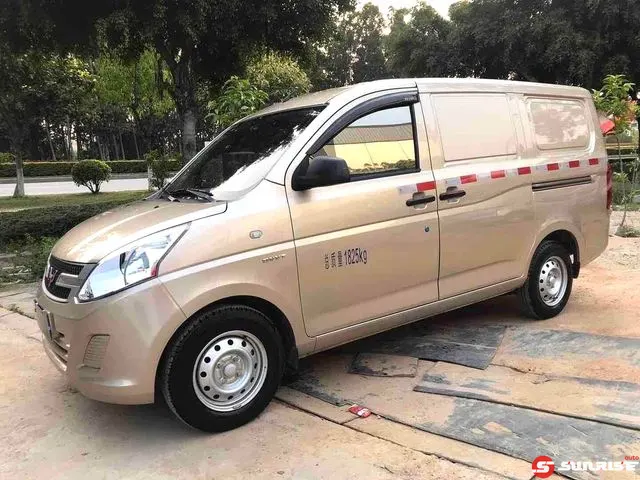 Wuling Rongguang V, 2018