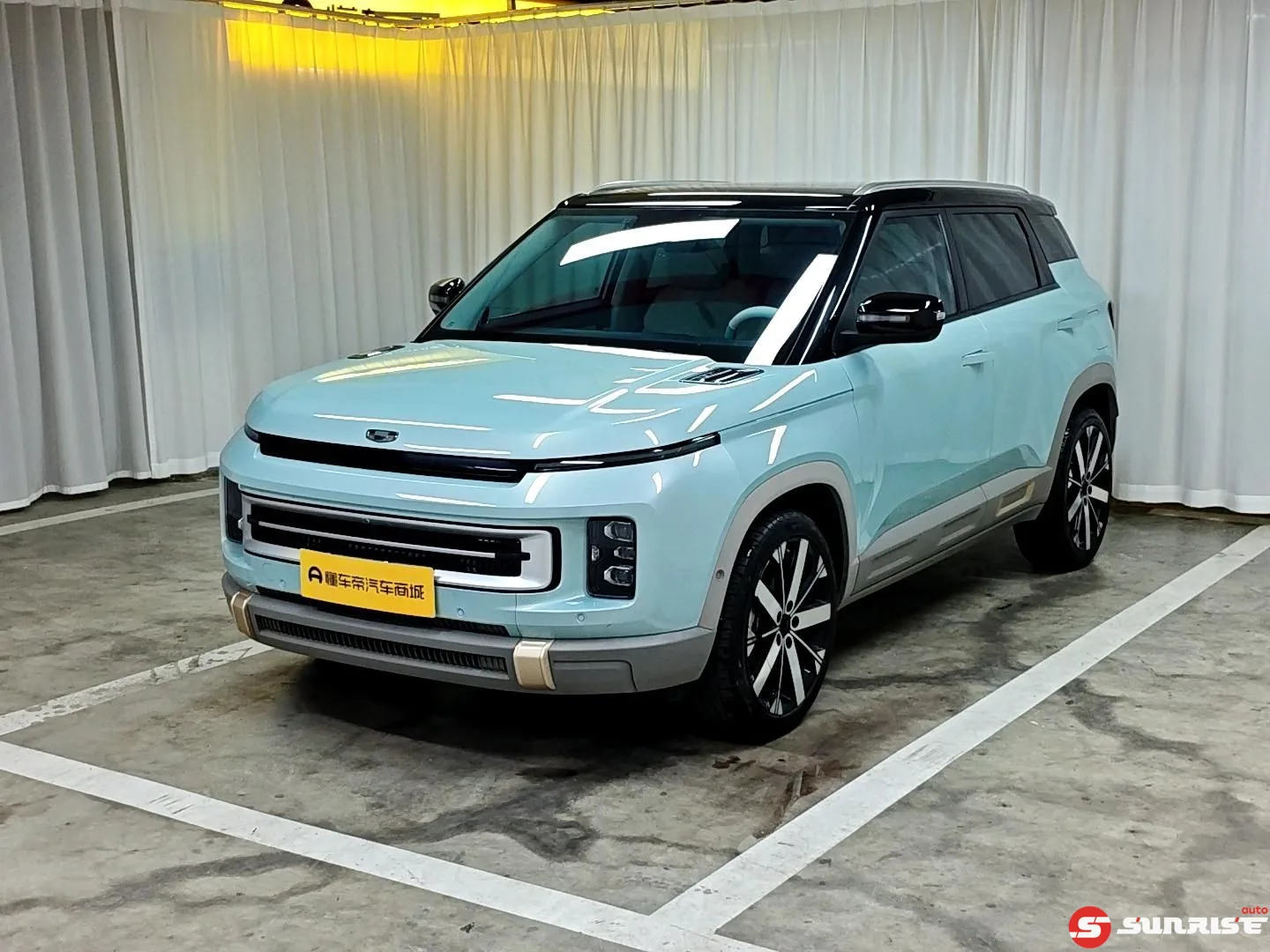 Geely ICON 2022, 7 ст. робот (DCT), 1.5 л., 181 л.с. из Китая