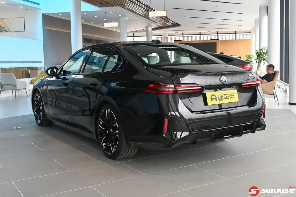 BMW i5