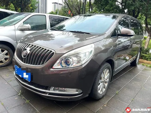 Buick GL8, 2015