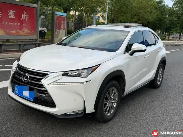 Lexus NX, 2017