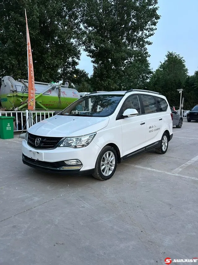 Baojun 730, 2017