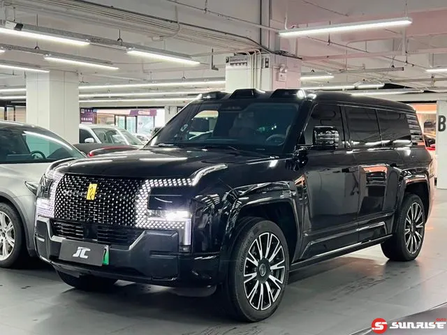 Yangwang U8L, 2026
