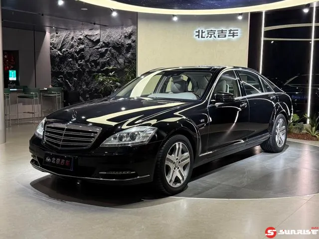Mercedes-Benz S-Class, 2011