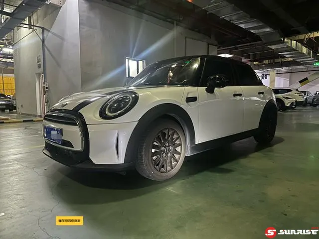MINI MINI, 2024