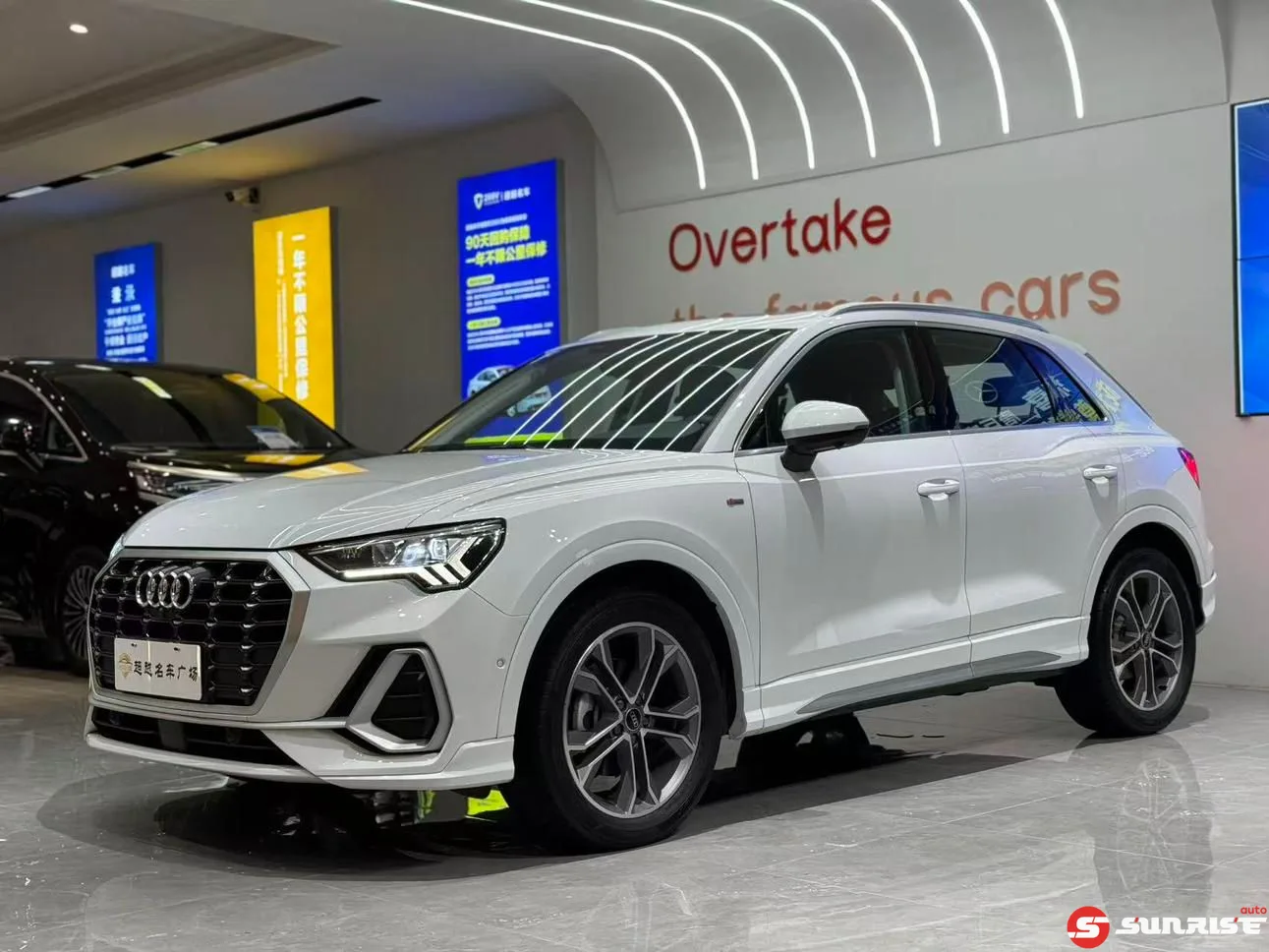 Audi Q3 2023, 7 ст. робот (DCT), 2 л., 186 л.с. из Китая
